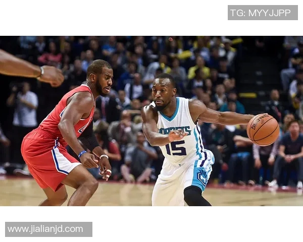 肯巴沃克与奈特的精彩对决谁能在赛场上笑到最后